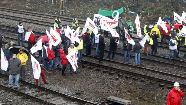 Górnicy mogą przejąć kopalnie. Jeśli tylko rząd im zapłaci fortunę