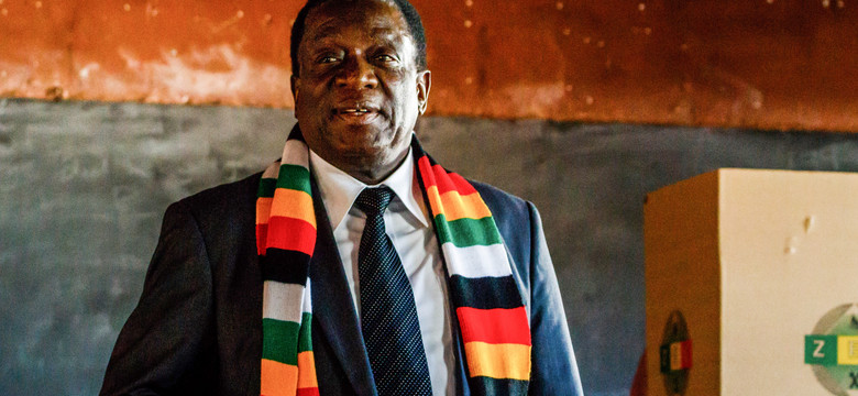 Zimbabwe: urzędujący prezydent wygrywa wybory