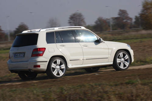 Mercedes GLK 320 CDI - Kanty w standardzie