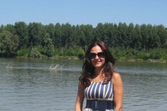 "ZALJUBIO SE U DRUGU DOK SAM BILA TRUDNA, OSTAVIO ME JE" Naša pevačica prošla kroz pakao: "Stvari sam mu spakovala u kese, bila sam u krizi godinu dana"