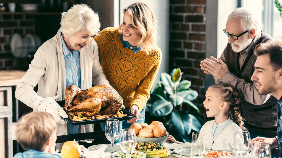 Koronawirus. 38 proc. Amerykanów planuje rodzinne Święto Dziękczynienia