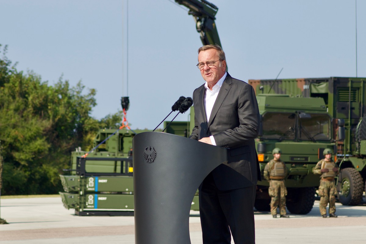 "Rosja gra na czas". Minister obrony Niemiec ostro o trwających negocjacjach