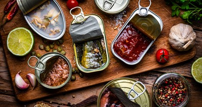 Biztosan olyan egészséges dolog halkonzervet enni, mint amennyire annak tűnik? Szakértő válaszol