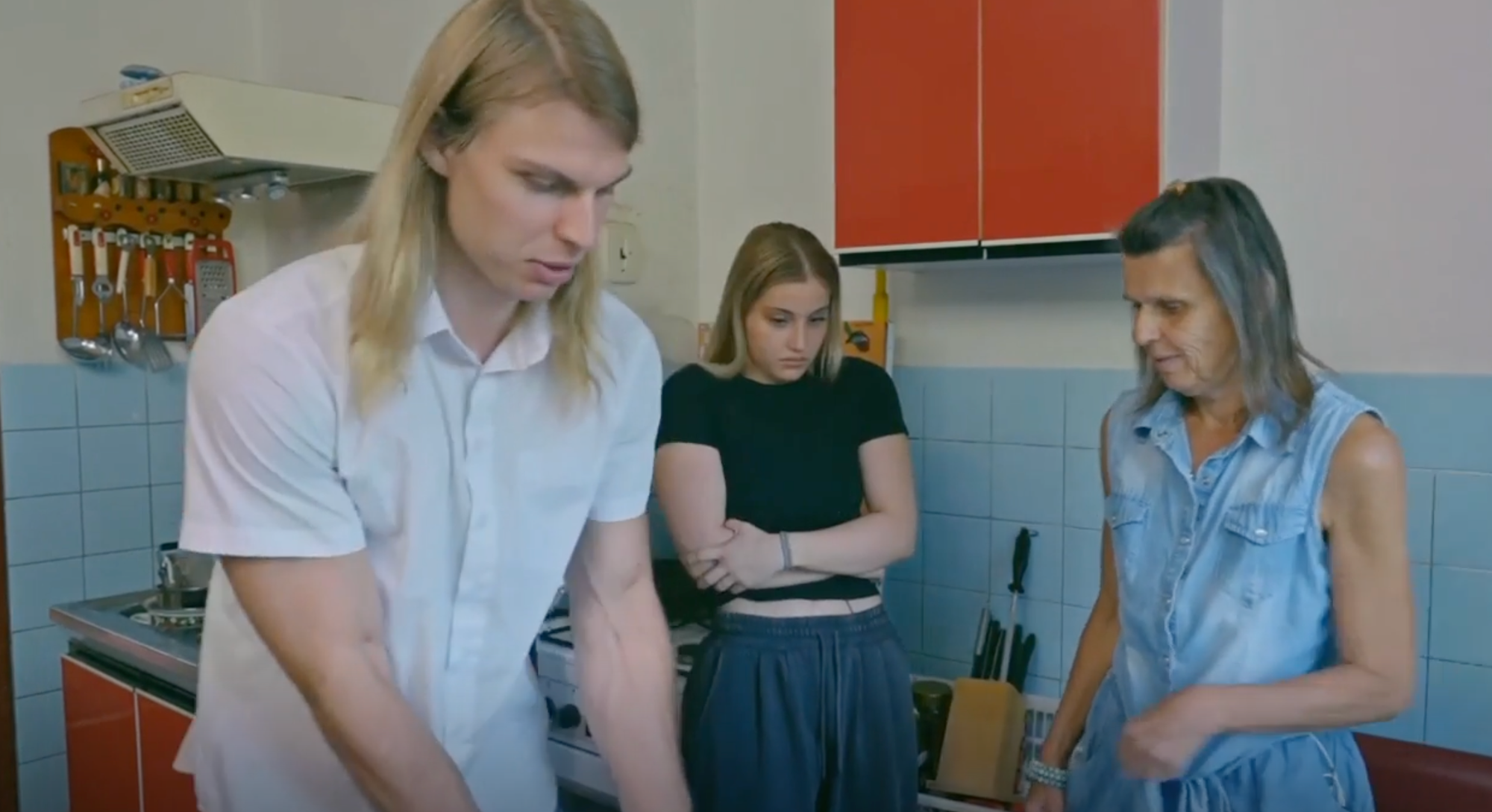 Šou Mama, ožeň ma.