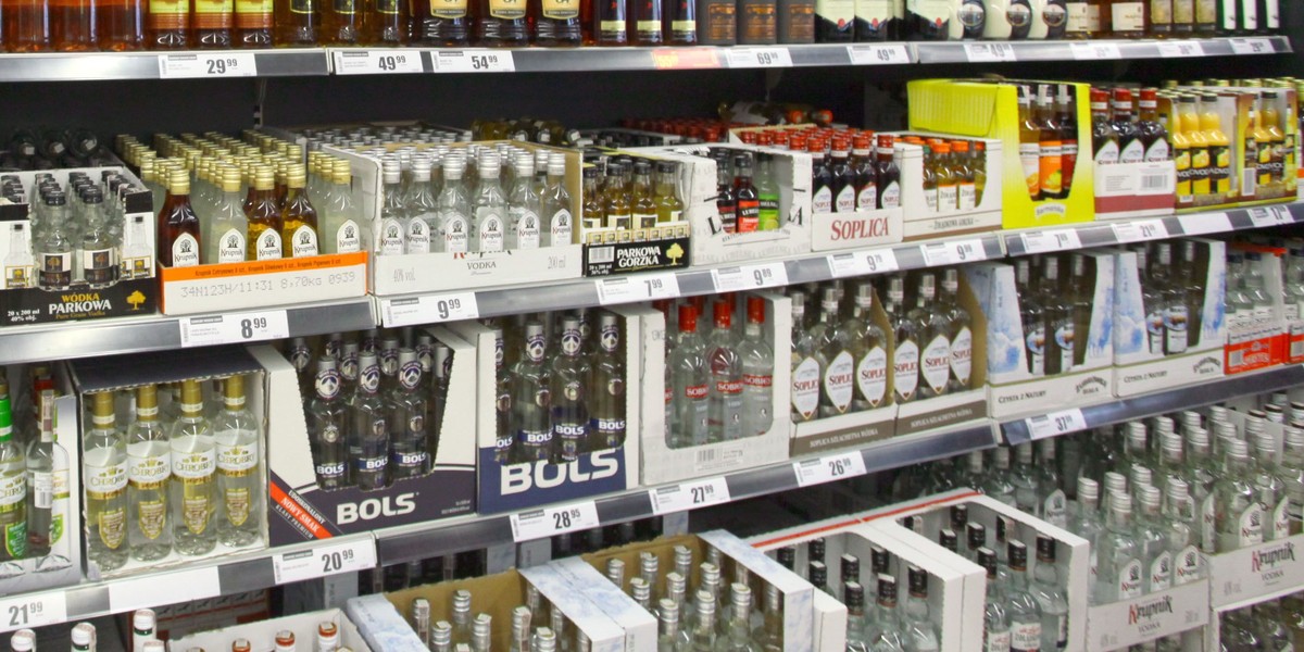 "Fakt" spisał ceny żywności i alkoholu.