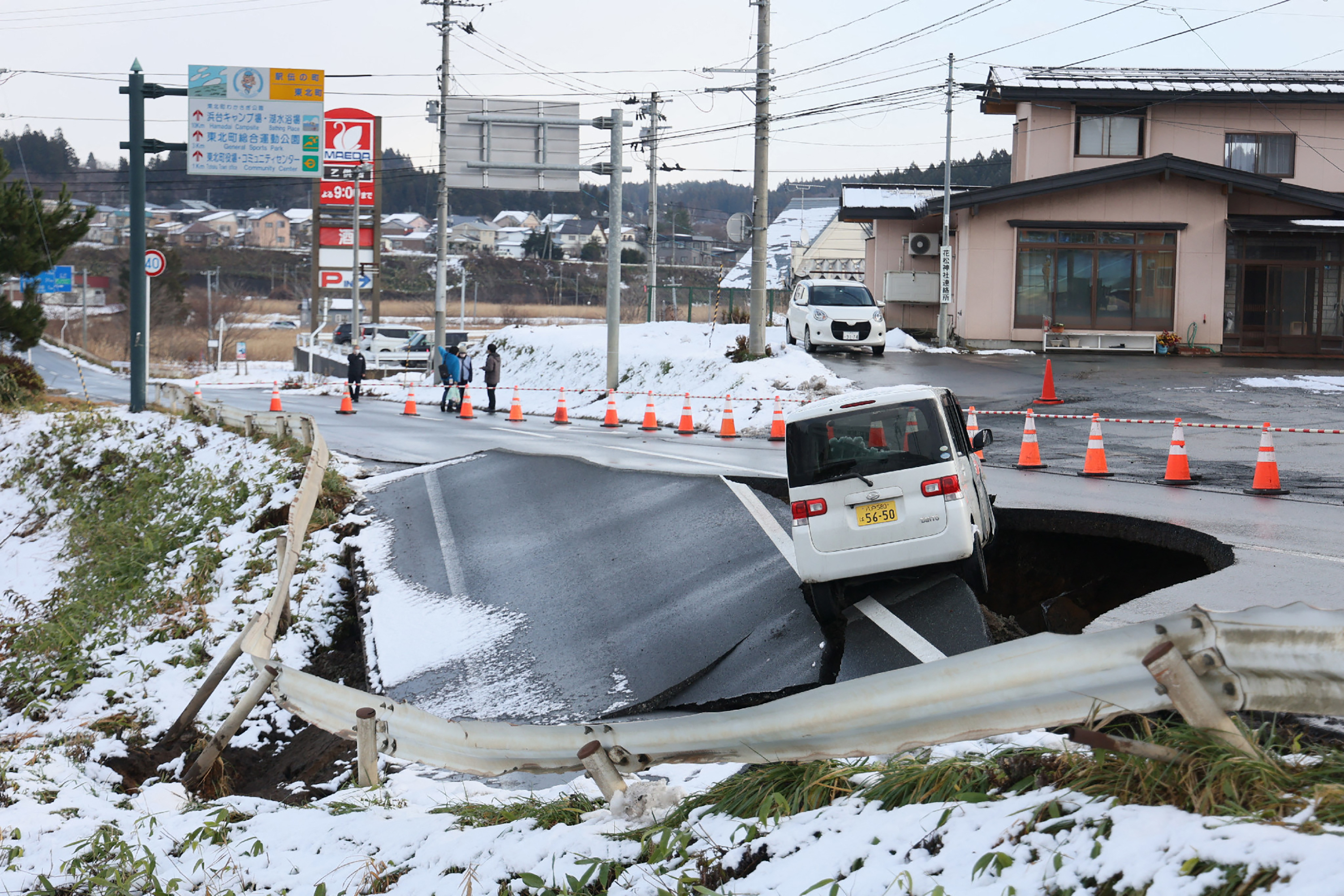 Stärke 6,7: Erdbeben in Japan löst Tsunami-Warnung aus