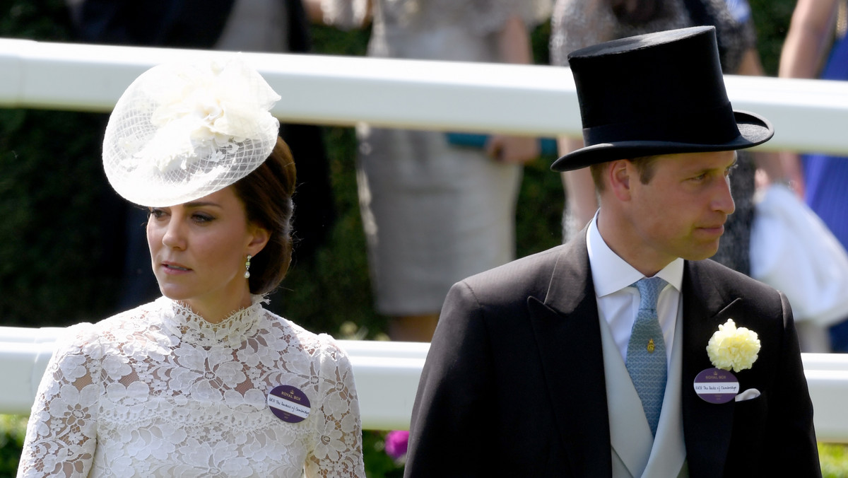 Kate Middleton nie przyjęła nazwiska księcia Williama.  Od lat posługuje się pseudonimem
