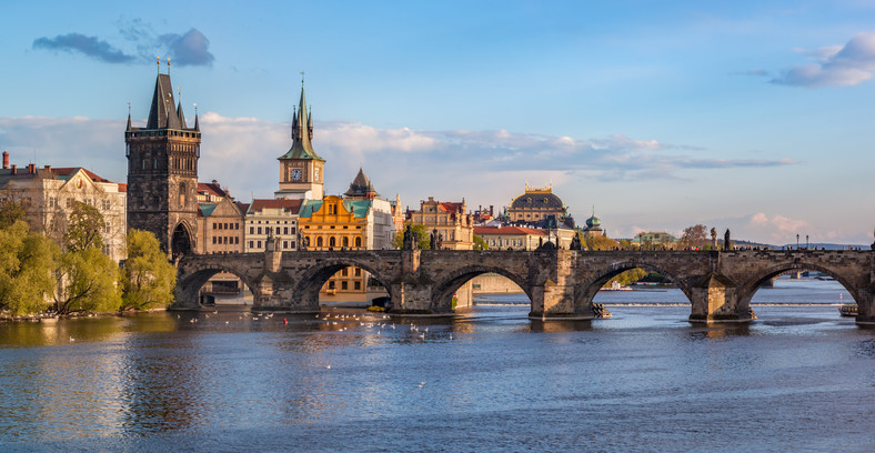 Kiedy Jechac Do Praga Klimat I Pogoda 5 Liczba Miesiecy Do Unikania