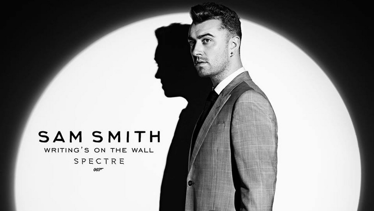 Sam Smith potwierdził, że to on nagrał utwór do filmu o przygodach Jamesa Bonda, "Spectre". Piosenka będzie nosiła tytuł "Writing's on the Wall" i ukaże się 25 września. Dzięki temu Sam Smith stał się mocnym kandydatem do Oscara.