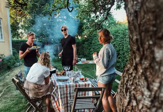 4 rzeczy, które można przyrządzić na grillu, ale raczej tego nie robiliście (m.in. pizza!)