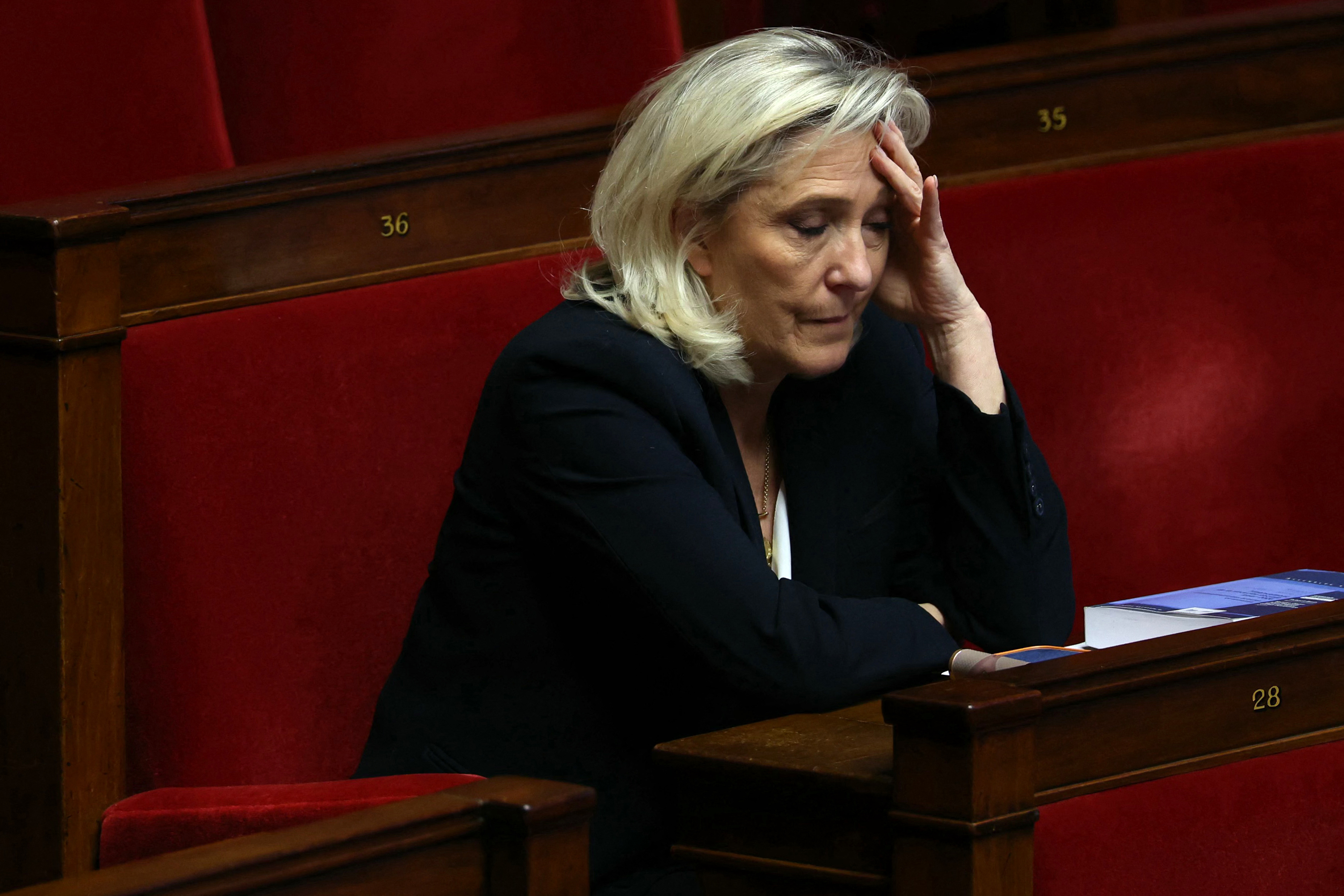 Présidentielle 2027: Bardella devance désormais Le Pen