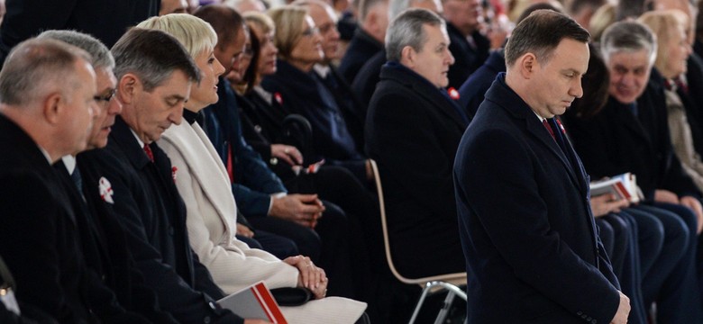 Nominacja generalska dla płk. Ryszarda Kuklińskiego. Prezydent wręczył też odznaczenia państwowe