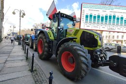 Rolnicy protestują, miastowi nie rozumieją. Czy wieś jest naprawdę biedna?