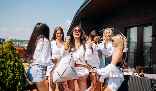 Devojačko veče - ilustracija