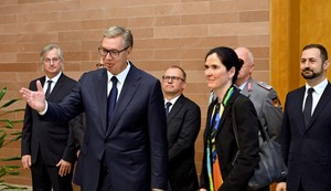 Predsednik Aleksandar Vučić primio je danas akreditivno pismo nove ambasadorke Savezne Republike Nemačke Anke Gizele Holštajn