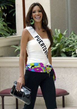 Miss Universe 2004 / 23.jpg