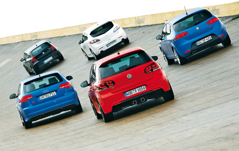 Który nadaje się na przewodnika stada? Pięć supersportowych kompaktów: Mazda 3MPS kontra BMW 130i, VW Golf R, Audi S3 i Seat Leon Cupra