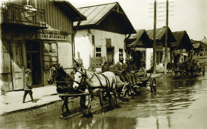 Borysław/ Przedwojenne Bieszczady, Gorgany i Czarnyhora. Najpiękniejsze fotografie