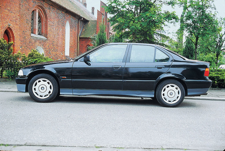 BMW serii 3 (E36) 1.8/1995 r. Cena 1750 zł