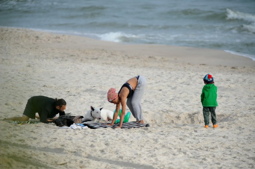 Ola Szwed na plaży