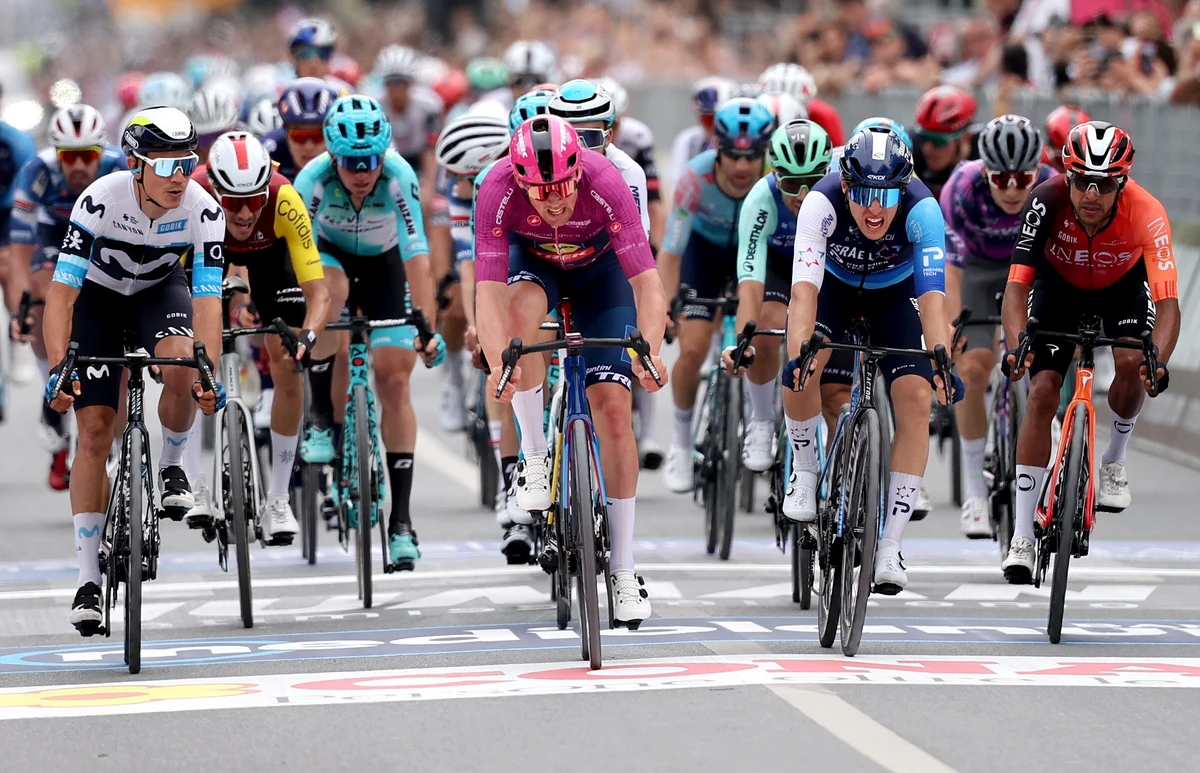 Sport w TV wtorek 13 maja. Giro d'Italia i Hurkacz. Gdzie obejrzeć na żywo?