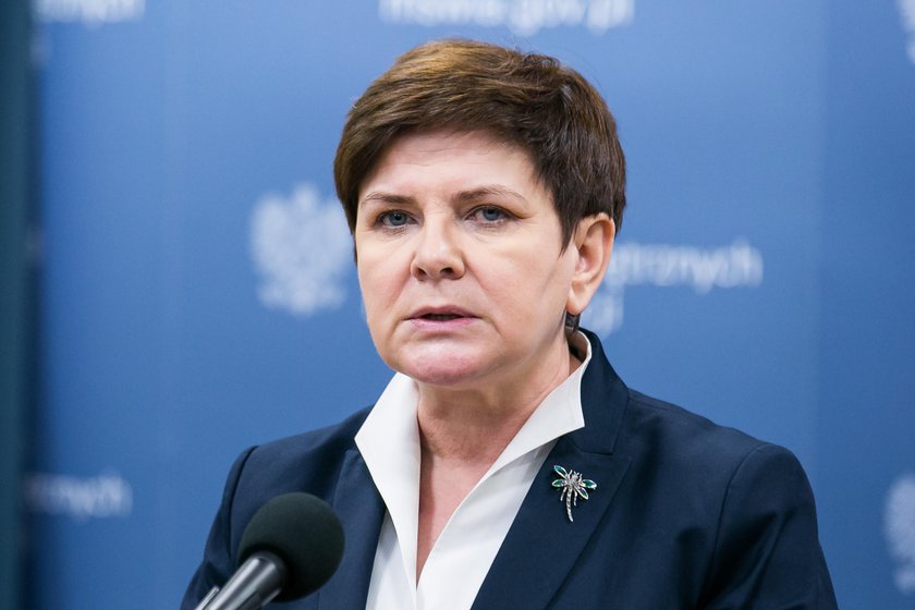 KONFERENCJA PREMIER SZYDLO I MINISTRA ZDROWIA