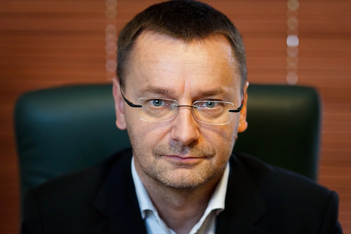 Janusz Jankowiak zastrzega, że prezentowane w rozmowie z „Forbesem” poglądy są jego prywatnymi opiniami, nie zaś instytucji, z którymi jest związany