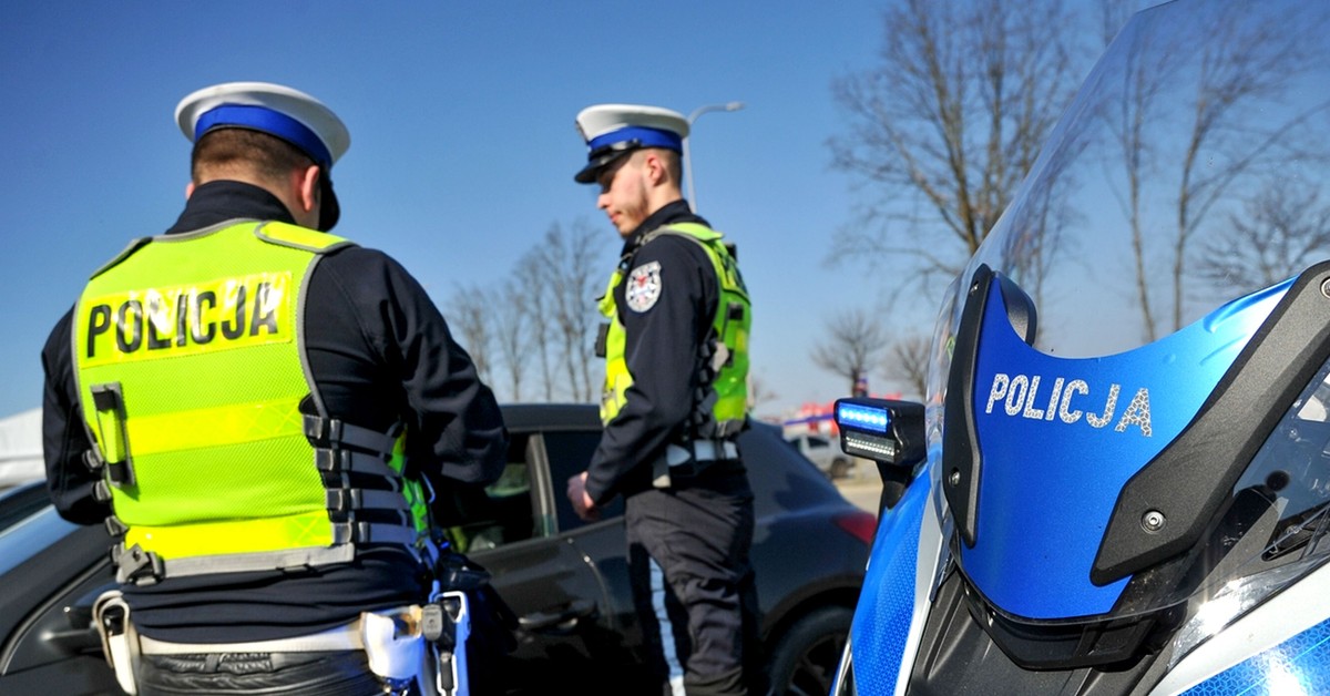Pomarańczowy passé. Kamizelki tylko żółte