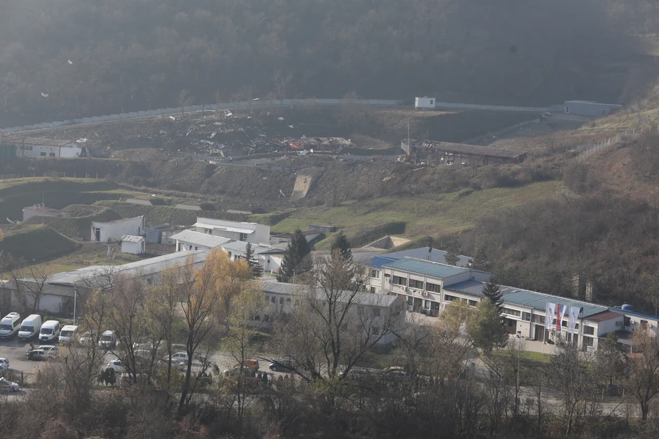 Kako fabrika izgleda nakon eksplozije