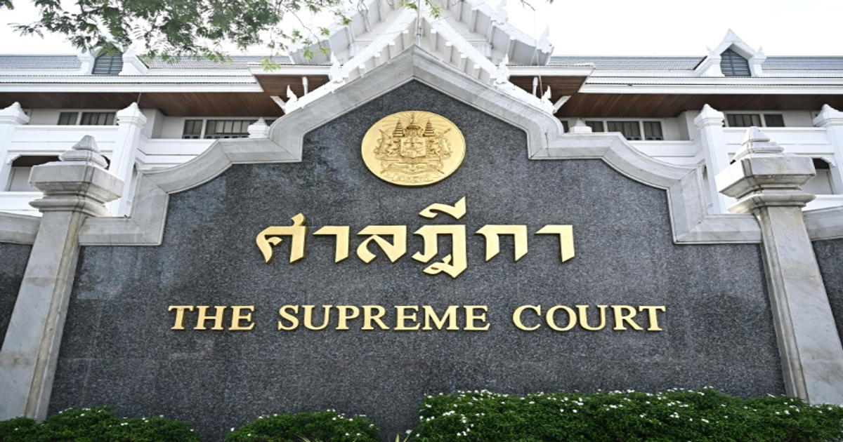 Thaksin fuit la Thaïlande avant le vote crucial au Parlement