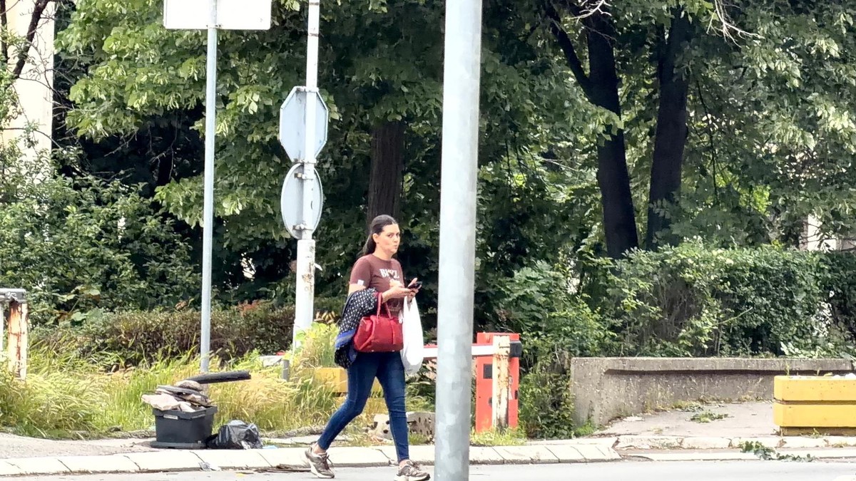 (FOTO) PRVE SLIKE ŽENE SLOBE VASIĆA ISPRED 