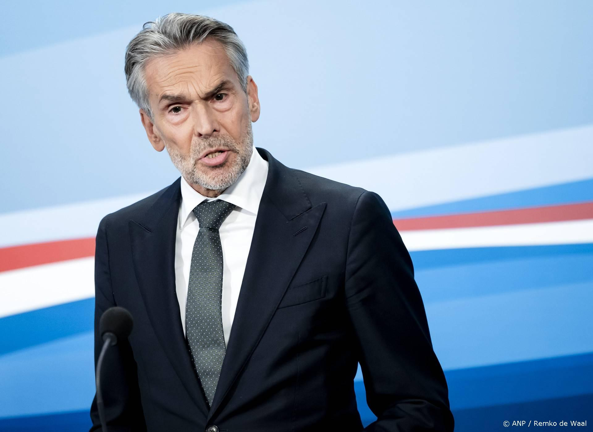 Schoof houdt vast aan halvering eigen risico na PVV-kritiek