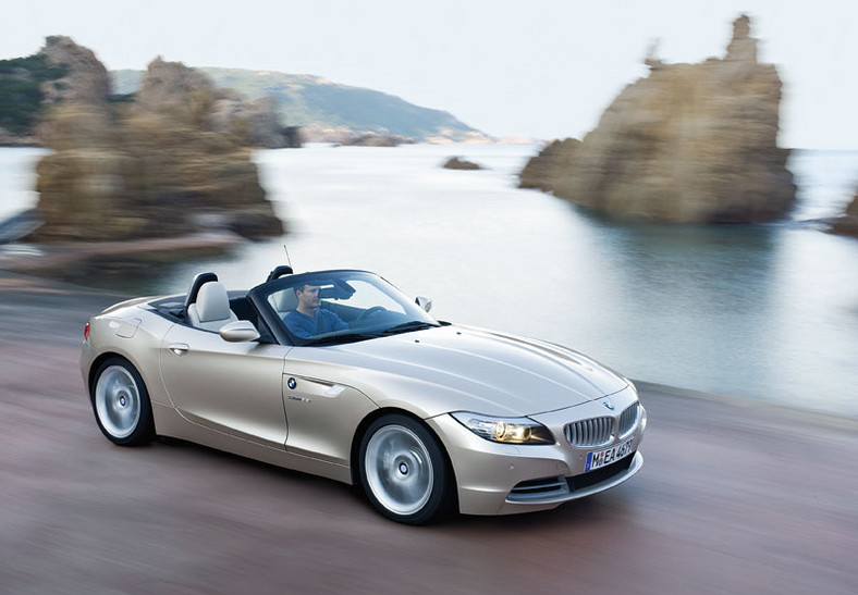 BMW: nowy Z4 Roadster wylądował w Warszawie (cena w Polsce)