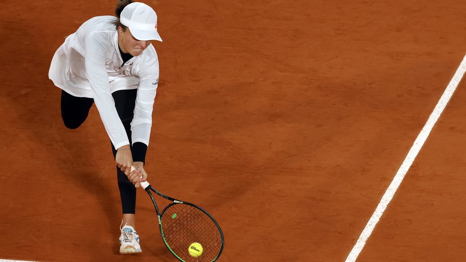 Iga Swiatek Pierwsza Polka Z Sukcesem W Deblu I Singlu Roland Garros Sport