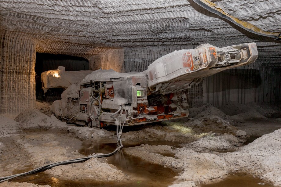 Then small holes are drilled into the salt wall, and explosives are put into the holes. At the end of the day, explosives go off electrically.