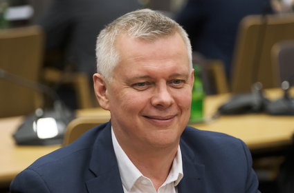 Tomasz Siemoniak zdradza, co zrobią z 800 plus. "Teraz będą trwały rozmowy"