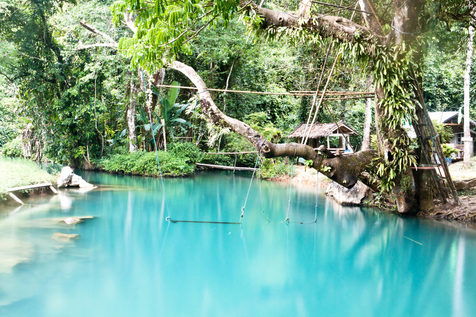 Błękitna laguna w Vang Vieng, Laos