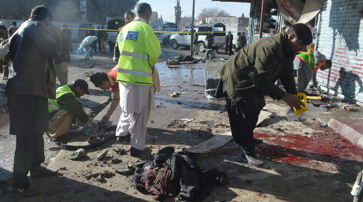 Pokolgépet robbantottak  Pakisztánban / Fotó:MTI