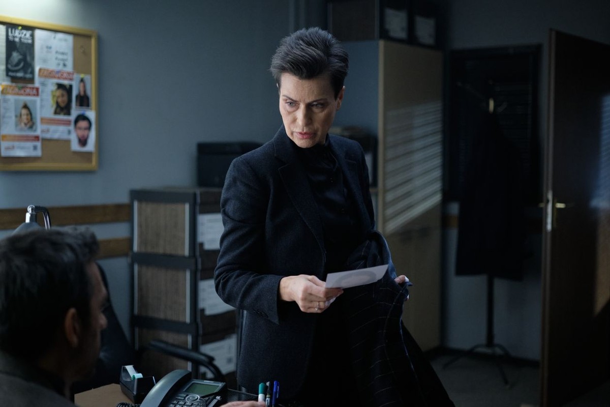 Danuta Stenka w serialu "Nieobecni"