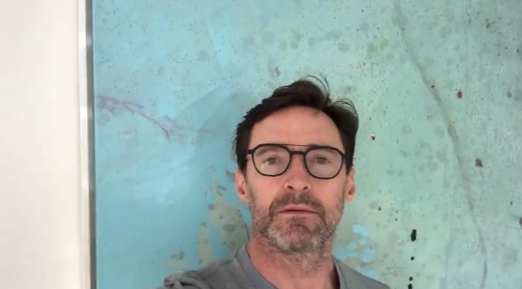 Hugh Jackman Twitteren üzen a kjortársai által zaklatott Quadennek