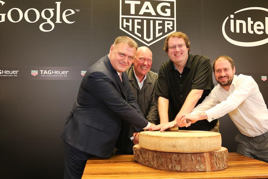 Tag Heuer - Google - Intel