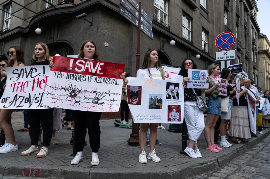Protesti u Lavovu protiv Rusije