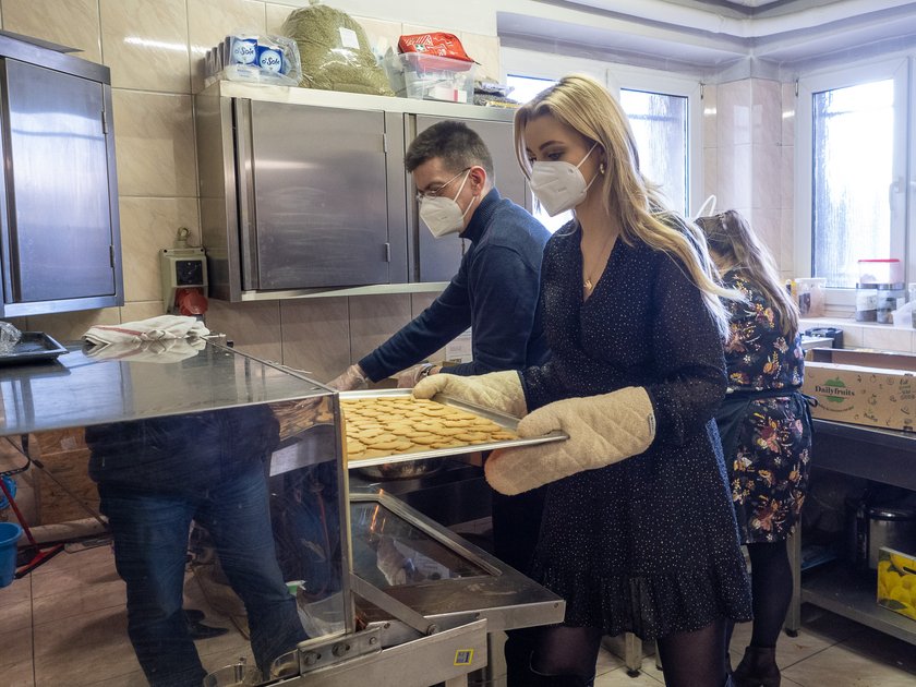 Pieczenie ciastek na wielkanocny obiad Zupy na Pietrynie