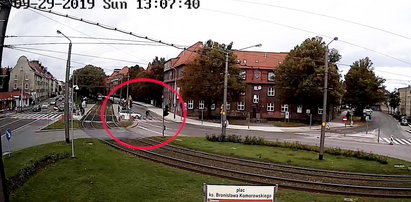 Szokujący pościg i potrącenie rowerzysty w Gdańsku. Zobaczcie tylko to nagranie!