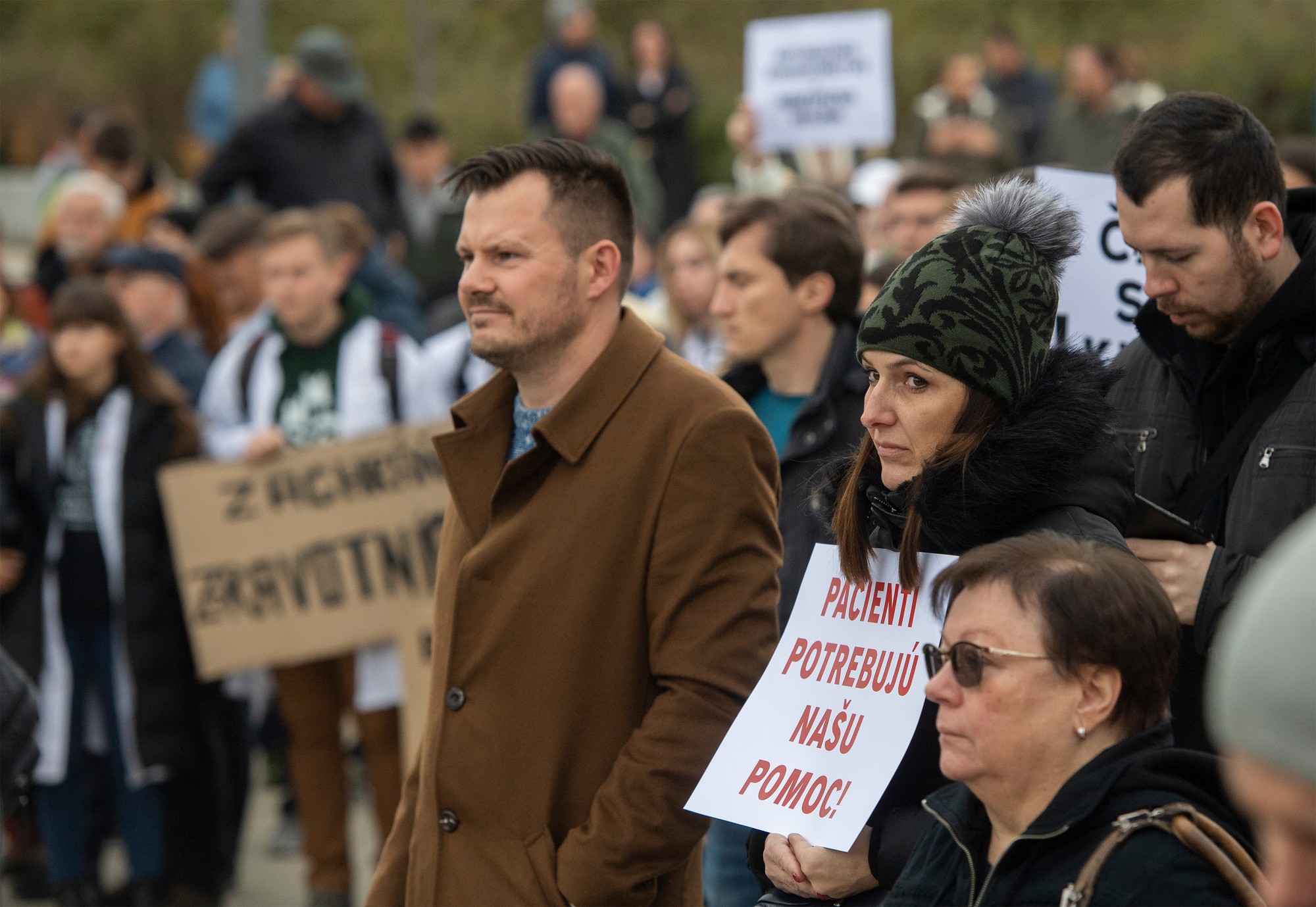 Protest Lekárskeho odborového združenia - Zachráňme zdravotníctvo.