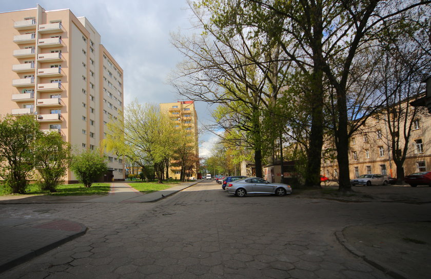 Ulica Popowskiego czeka na remont już kilkadziesiąt lat