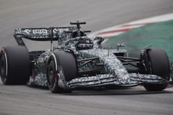 Formuła 1. Alfa Romeo zaprezentowała bolid na sezon 2022 [WIDEO]