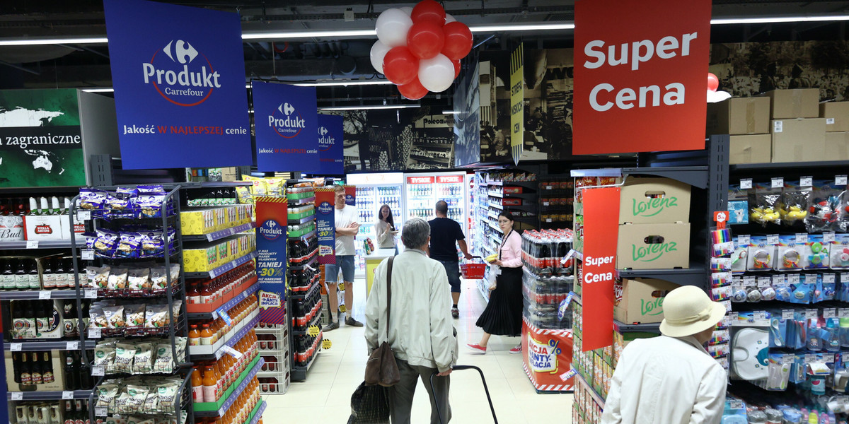 Carrefour zapowiada zwolnienia