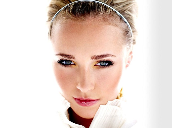 15130_Girls_A_beautiful_face_009052_