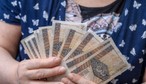 800 plus także dla seniorów. To finansowa rekompensata za każde wychowane dziecko, które płaci w Polsce podatki